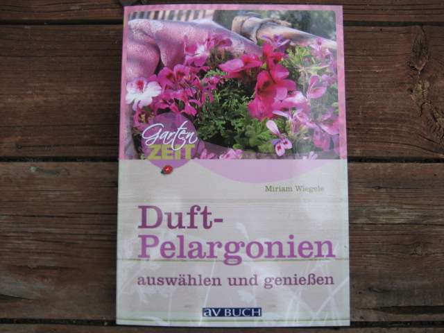 "Duft-Pelargonien Buch" (80 Seiten A5)
