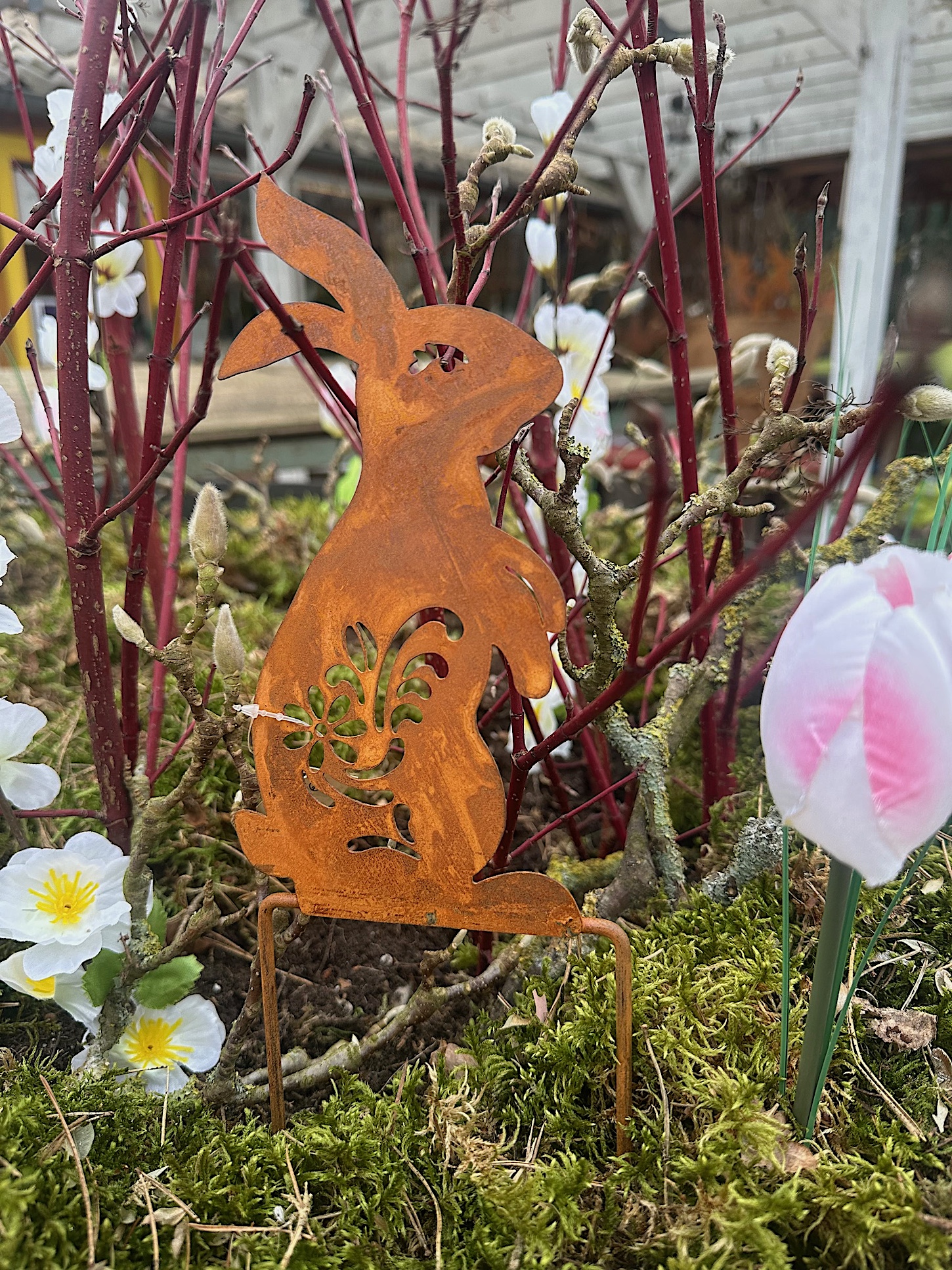 Blumen  Metall Hase klein- im Rost look- Stecker (lang 30cm, breit 11 cm)